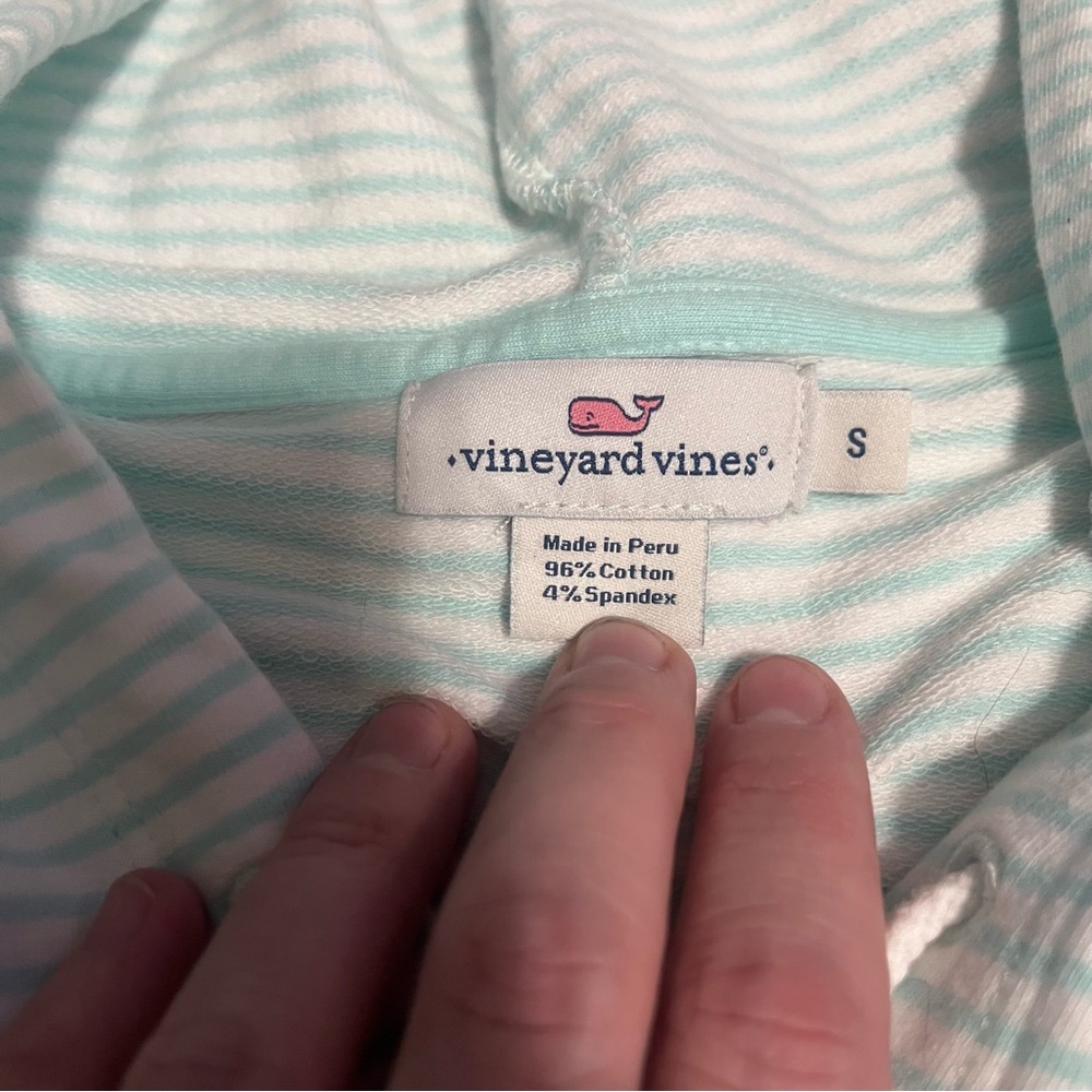 Vineyard Vines Mint Blue and White Striped Hoodie; Small - Picture 4 of 7